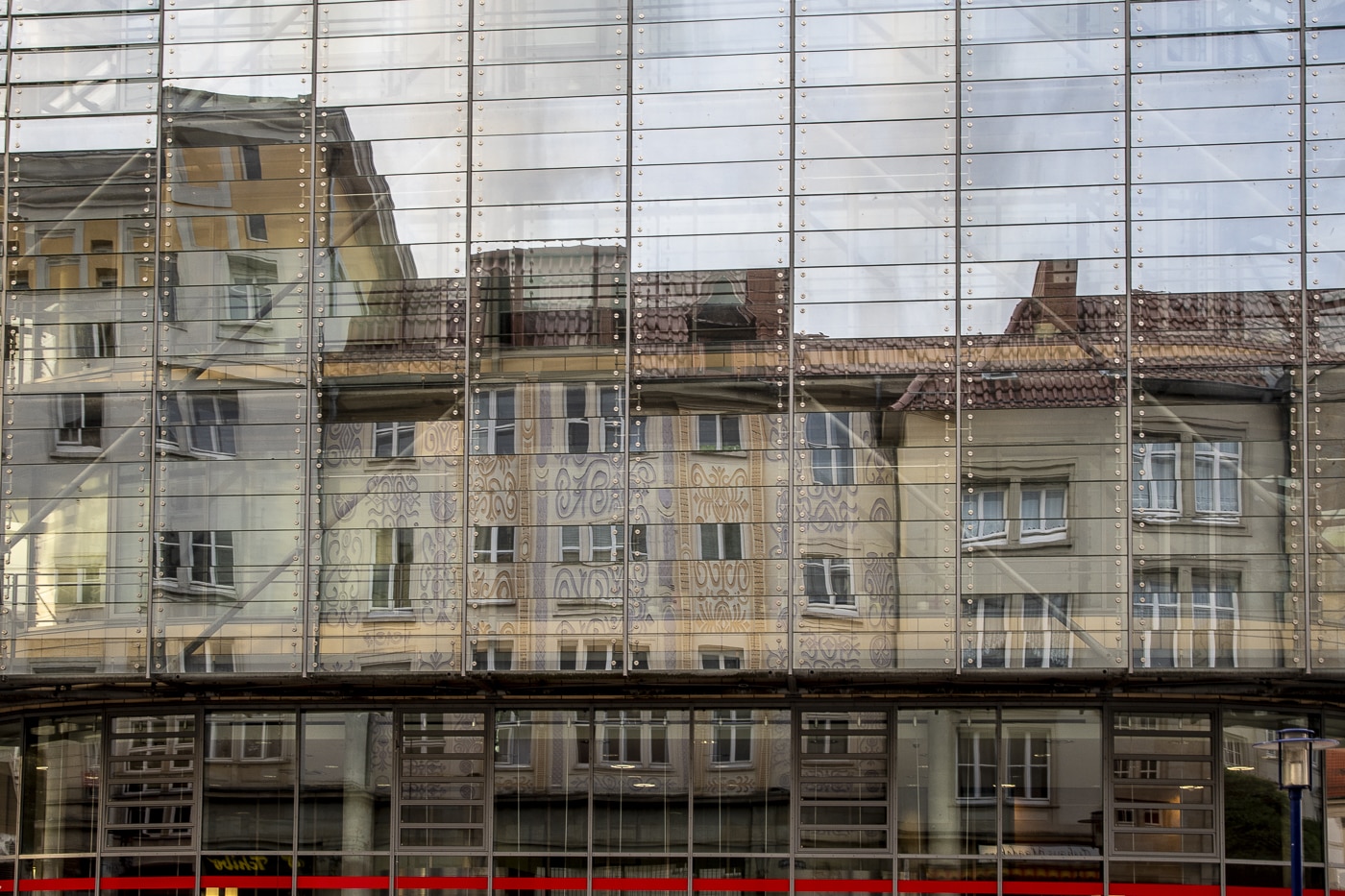 Stadt im Spiegel | © Roland Gras